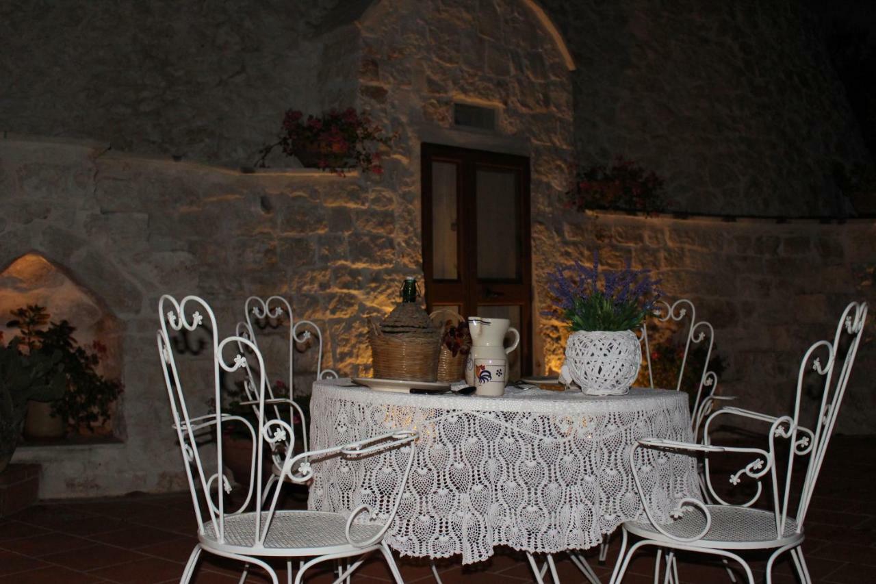 Hostal Trullo Il Melograno Ostuni Exterior foto